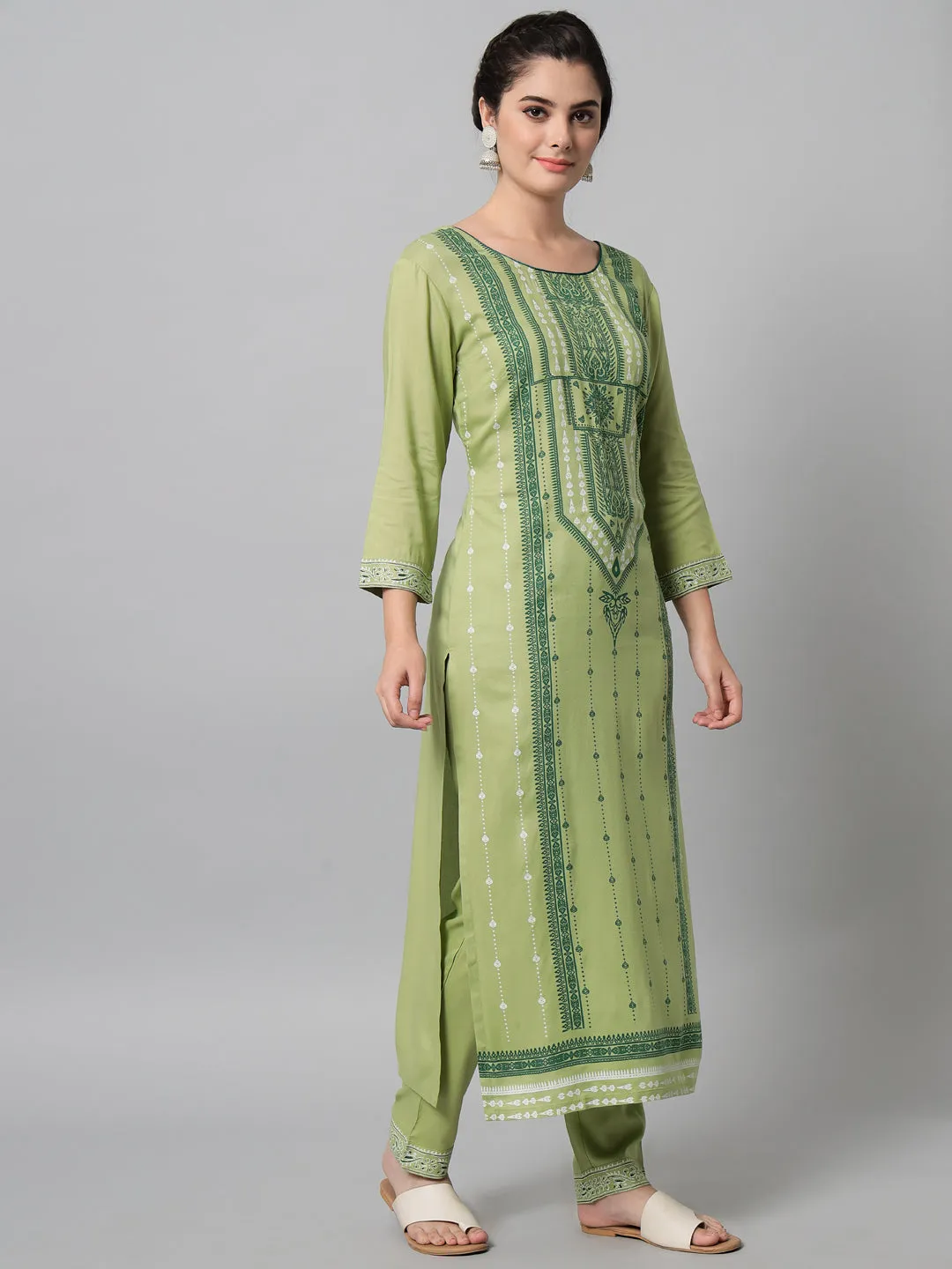 Women Light Green Printed Kurta And Trouser Set